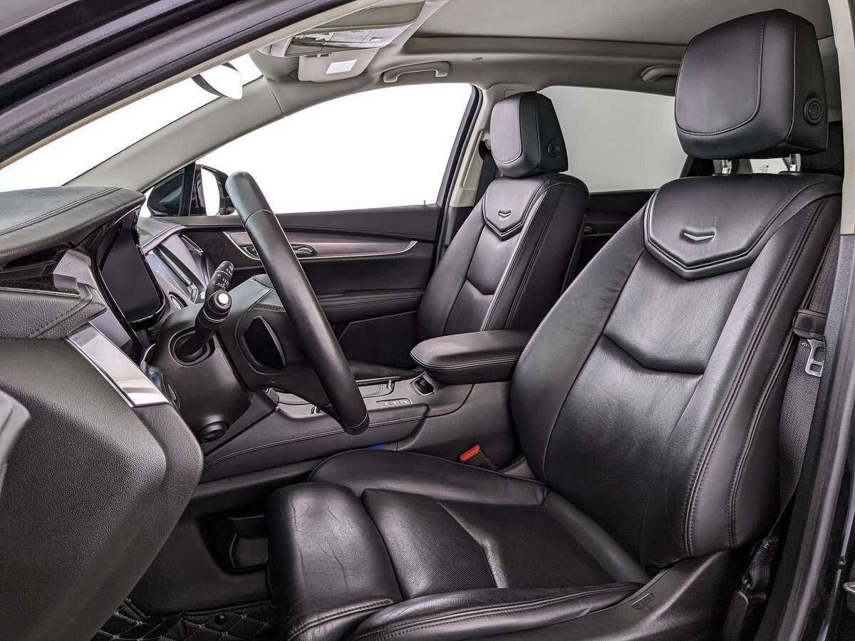 Купить Cadillac XT5 с пробегом. Фото: #15