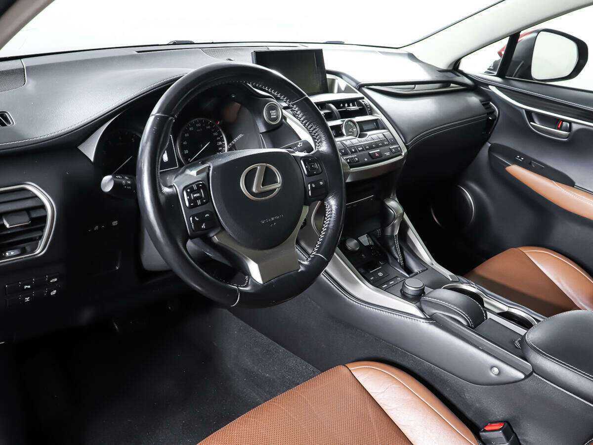 Купить Lexus NX с пробегом. Фото: #12