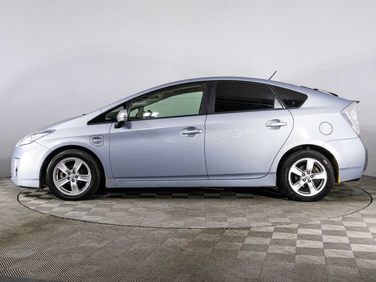 Купить Toyota Prius с пробегом. Фото: #7