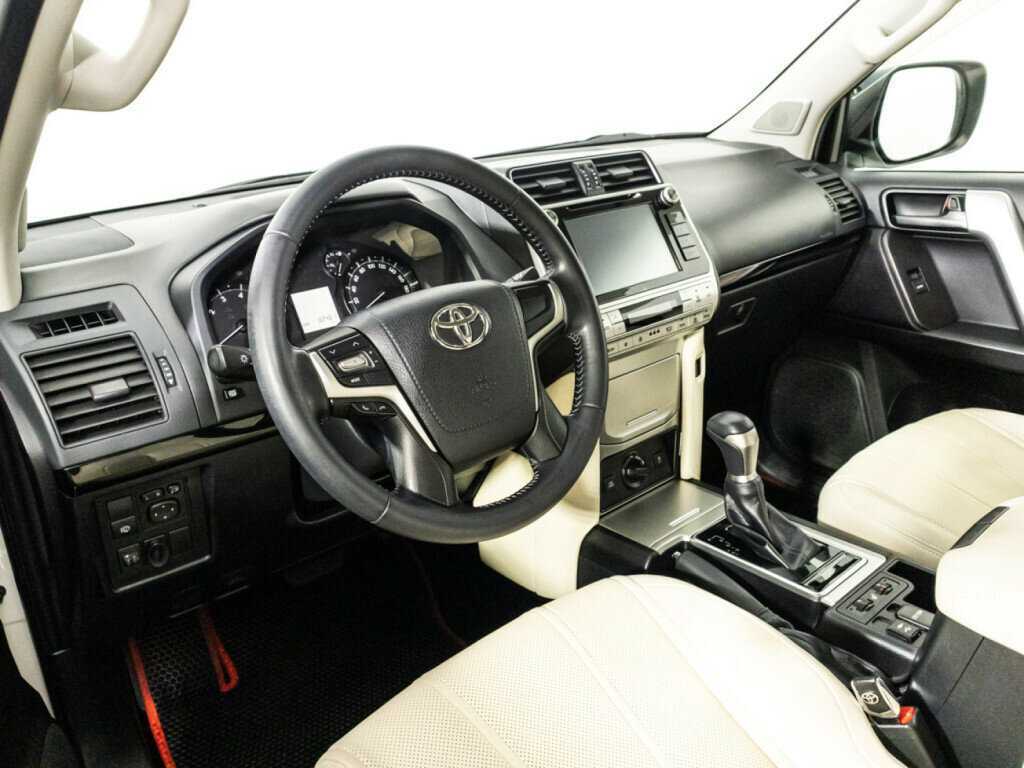 Купить Toyota Land Cruiser Prado с пробегом. Фото: #8