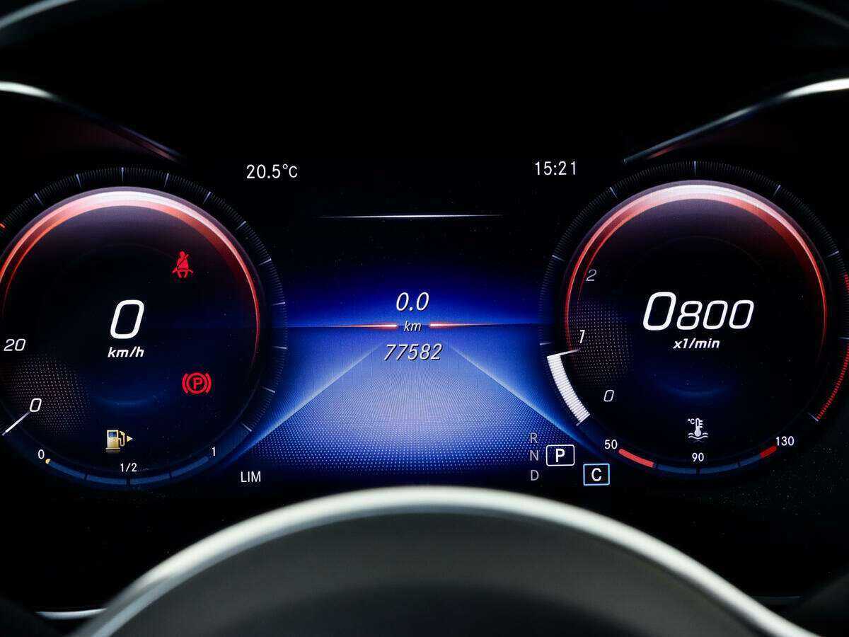 Купить Mercedes-Benz GLC с пробегом. Фото: #19