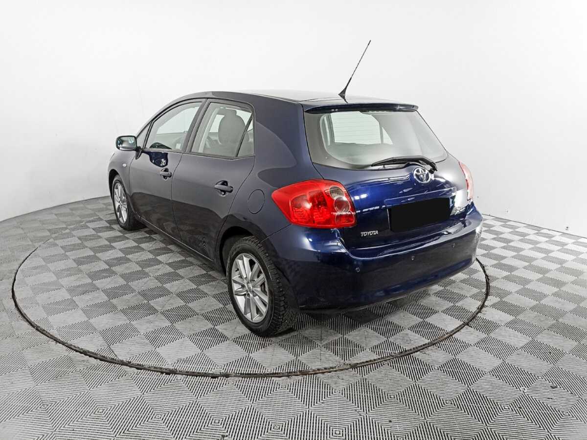 Купить Toyota Auris с пробегом. Фото: #6