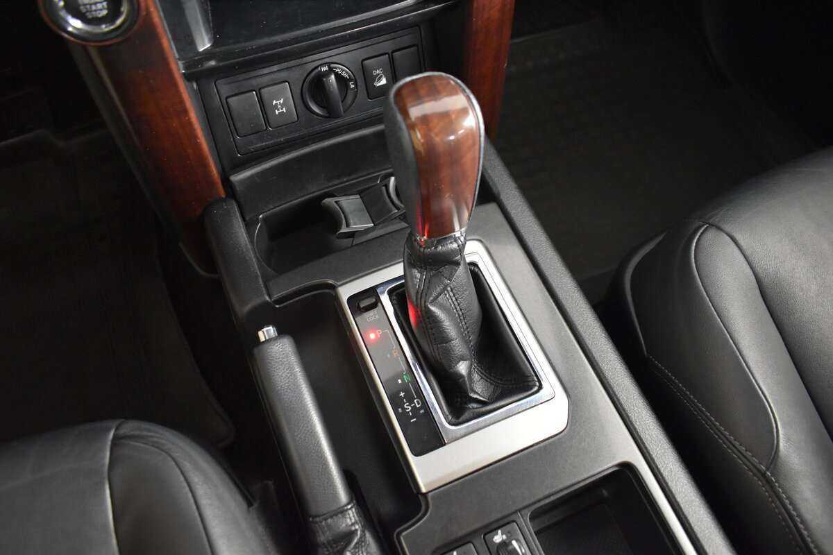 Купить Toyota Land Cruiser Prado с пробегом. Фото: #15