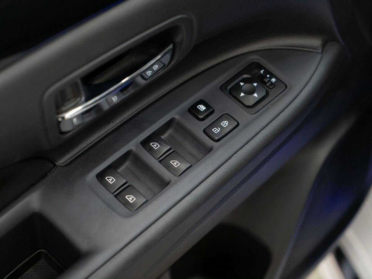 Купить Mitsubishi Outlander с пробегом. Фото: #14