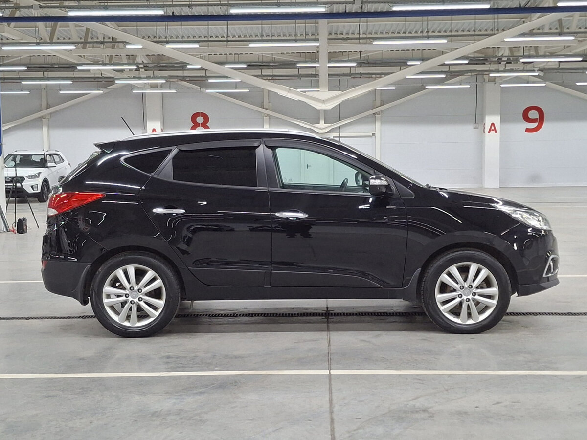Купить Hyundai ix35 с пробегом. Фото: #3