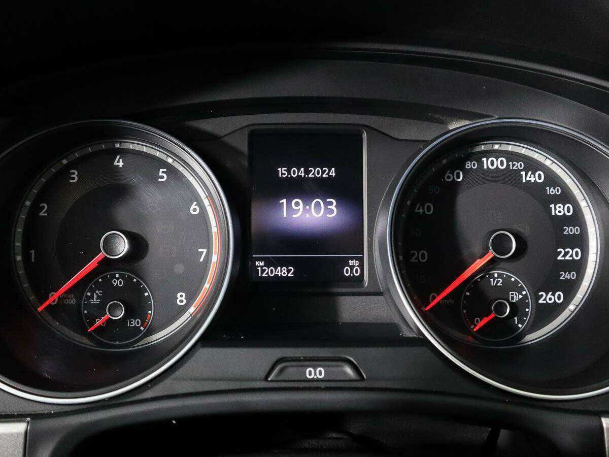 Купить Volkswagen Teramont с пробегом. Фото: #9