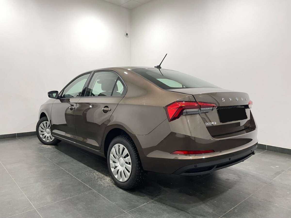 Купить Skoda Rapid с пробегом. Фото: #3