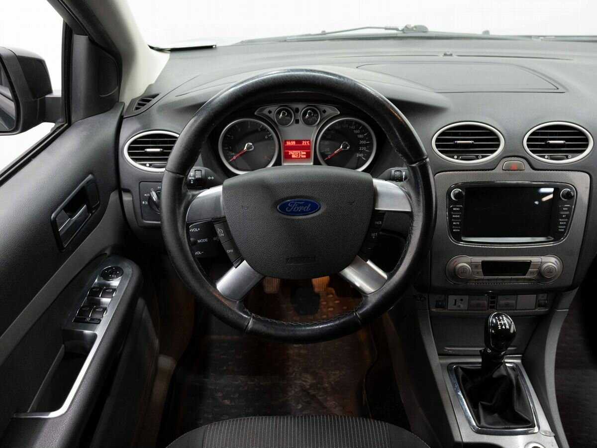 Купить Ford Focus с пробегом. Фото: #13