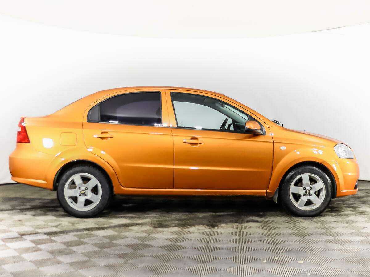 Купить Chevrolet Aveo с пробегом. Фото: #3
