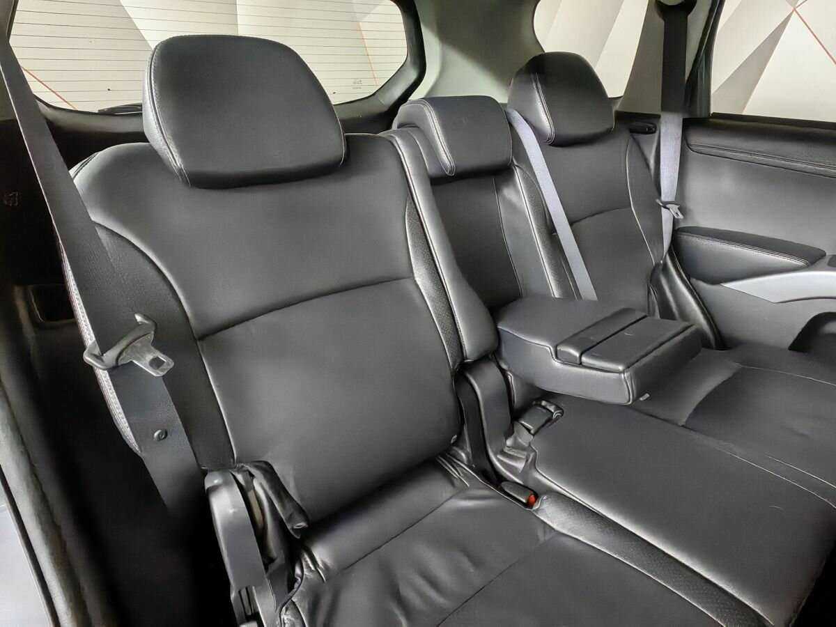 Купить Mitsubishi Outlander с пробегом. Фото: #12