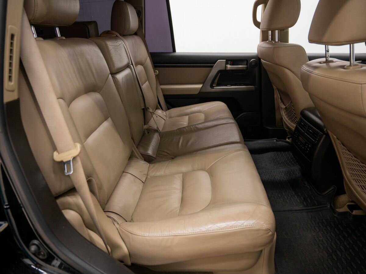 Купить Toyota Land Cruiser с пробегом. Фото: #8