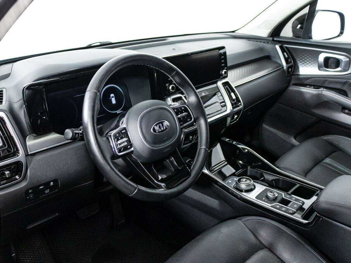 Купить Kia Sorento с пробегом. Фото: #10
