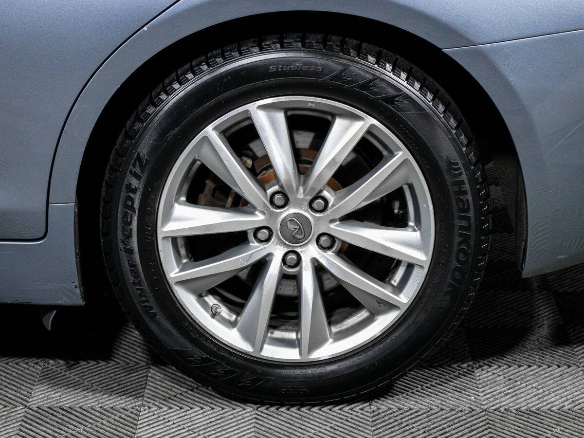 Купить Infiniti Q50 с пробегом. Фото: #14