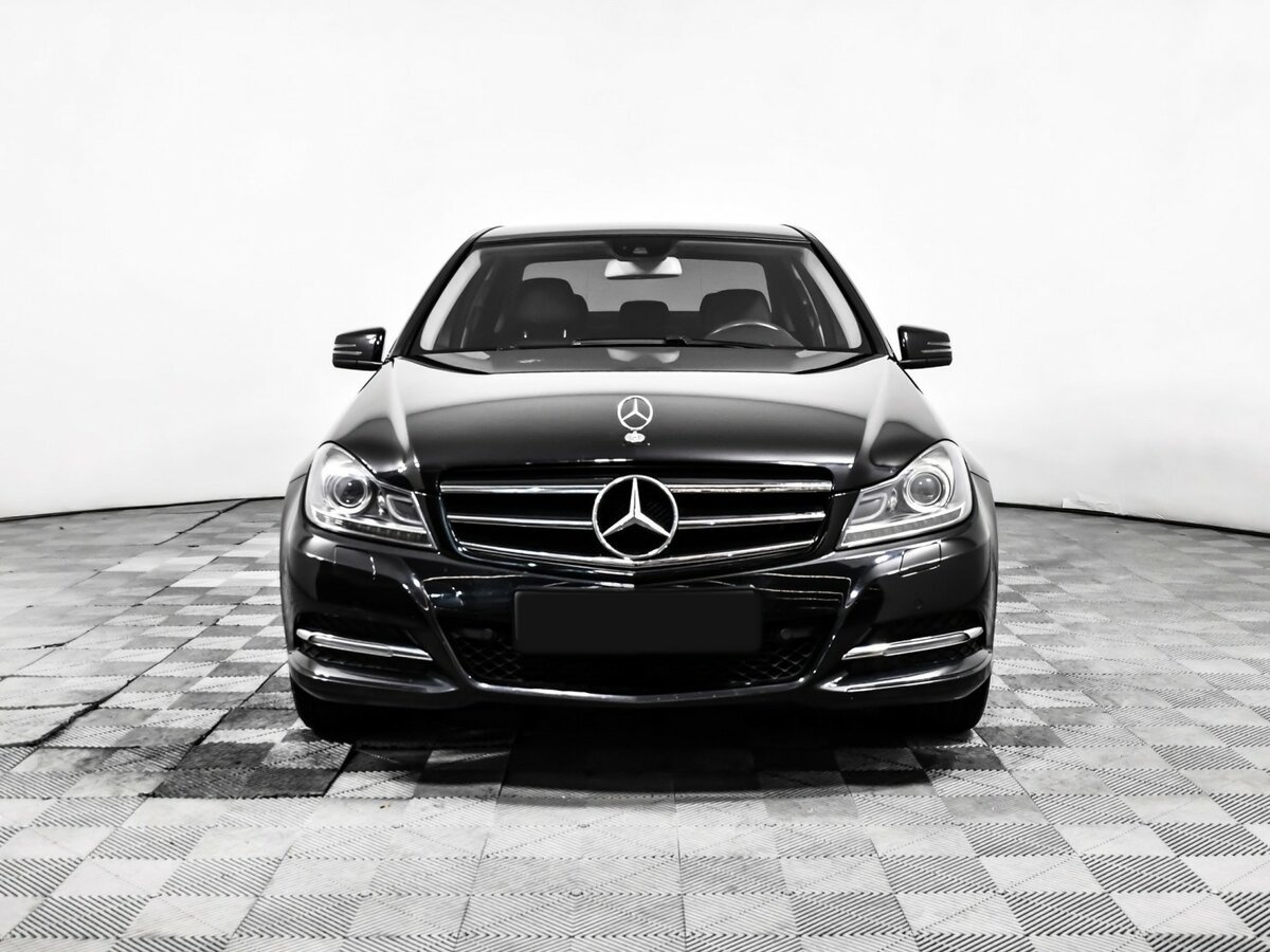 Купить Mercedes-Benz C-Класс с пробегом. Фото: #1