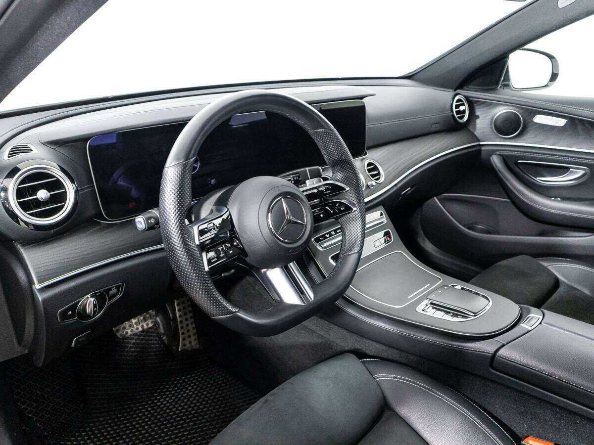 Купить Mercedes-Benz E-Класс с пробегом. Фото: #10