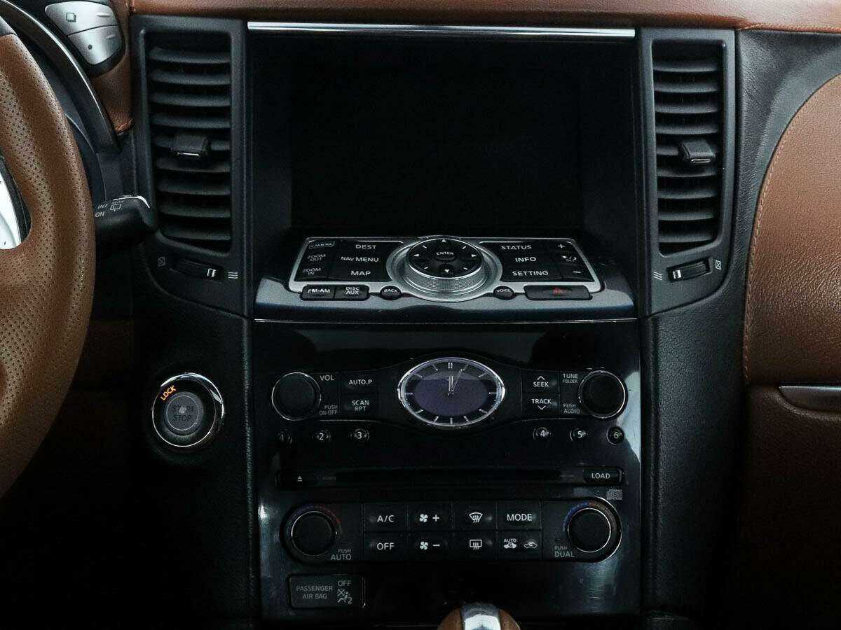 Купить Infiniti FX с пробегом. Фото: #10