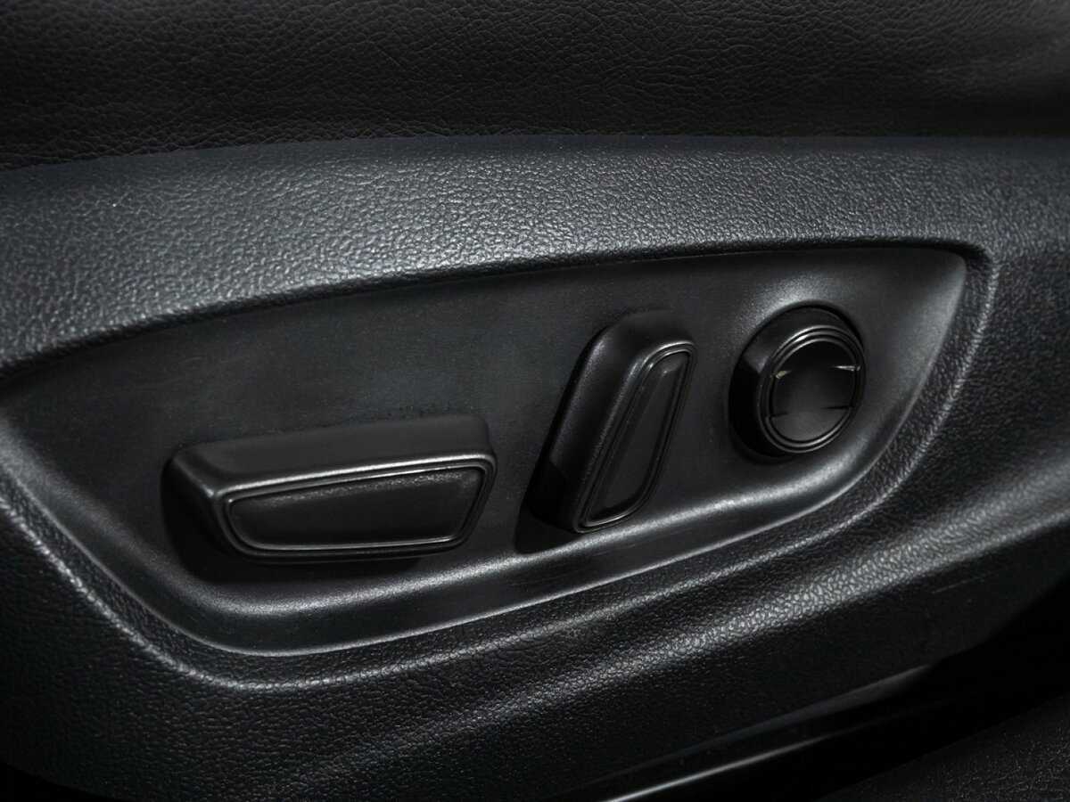 Купить Toyota Camry с пробегом. Фото: #14