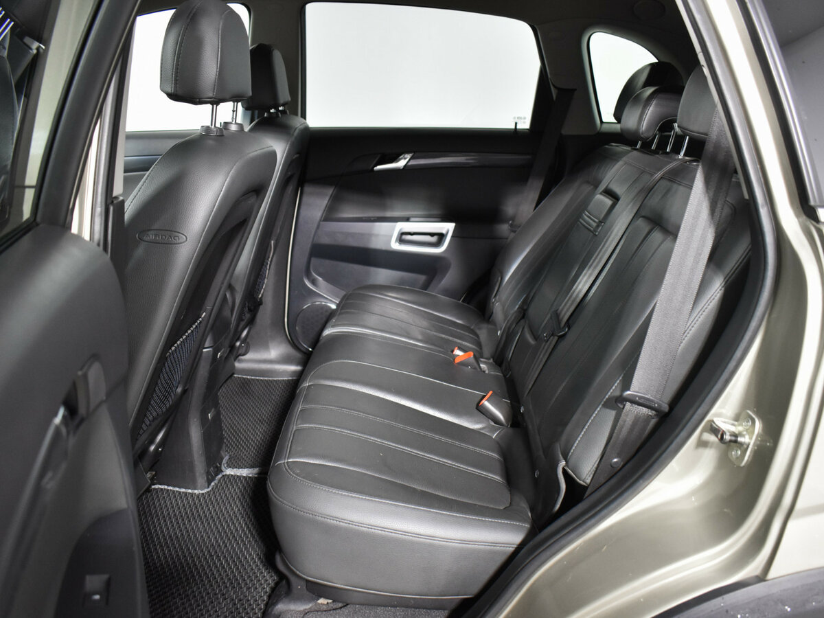 Купить Opel Antara с пробегом. Фото: #9