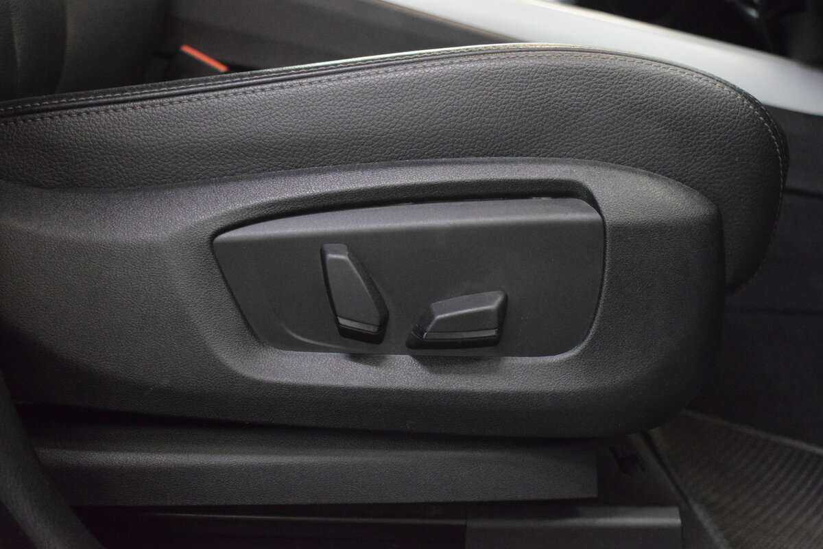 Купить BMW X5 с пробегом. Фото: #21