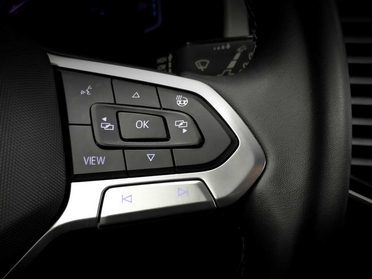 Купить Volkswagen Teramont с пробегом. Фото: #29