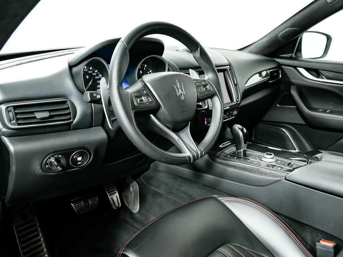 Купить Maserati Levante с пробегом. Фото: #12