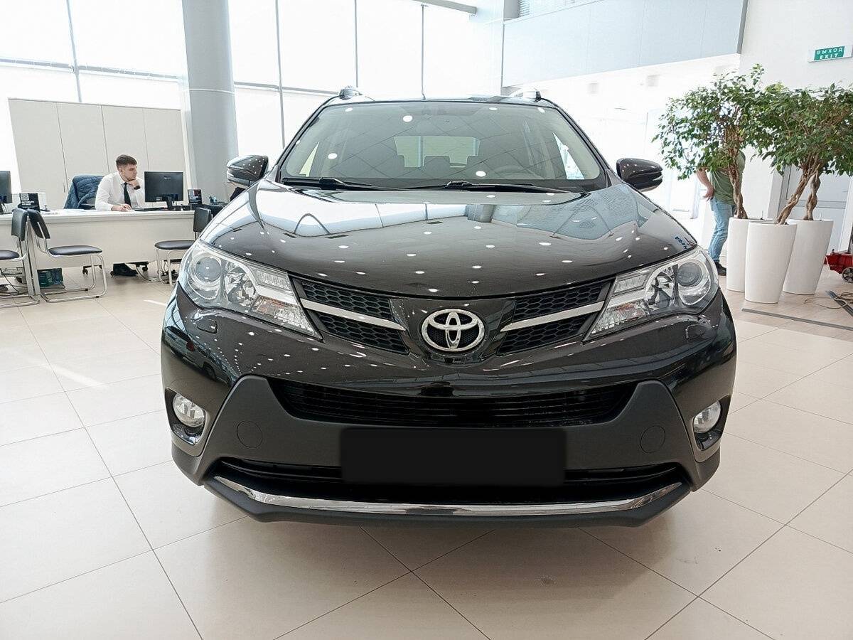 Купить Toyota RAV4 с пробегом. Фото: #1