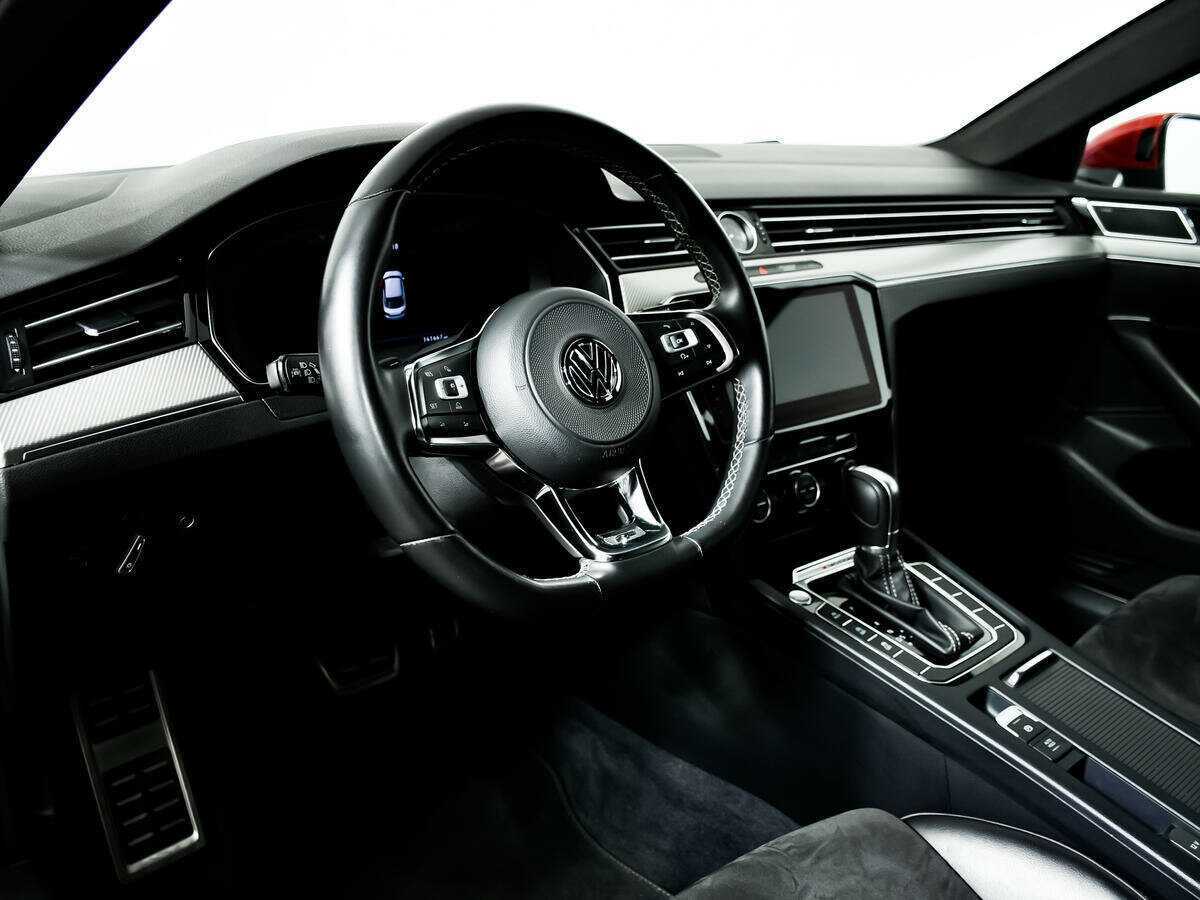 Купить Volkswagen Arteon с пробегом. Фото: #12