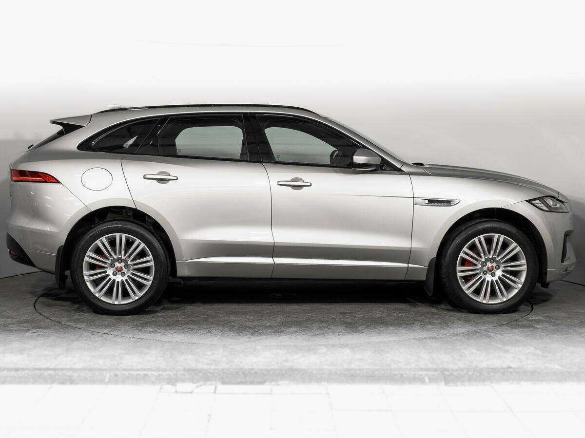 Купить Jaguar F-Pace с пробегом. Фото: #3