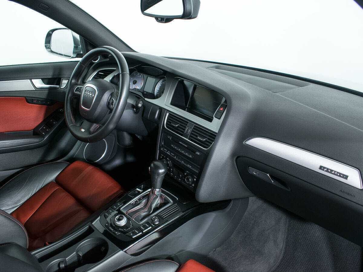 Купить Audi S4 с пробегом. Фото: #8