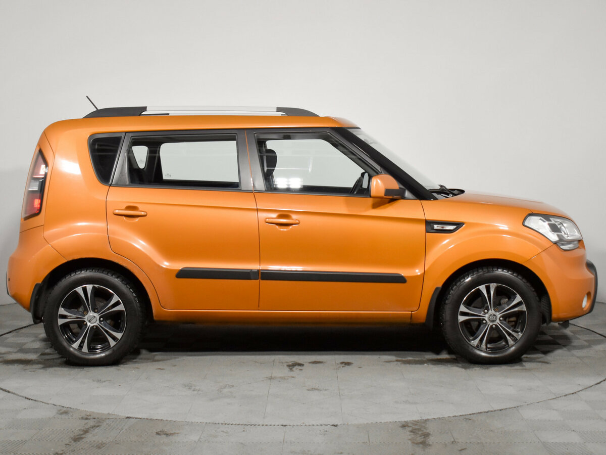 Купить Kia Soul с пробегом. Фото: #3