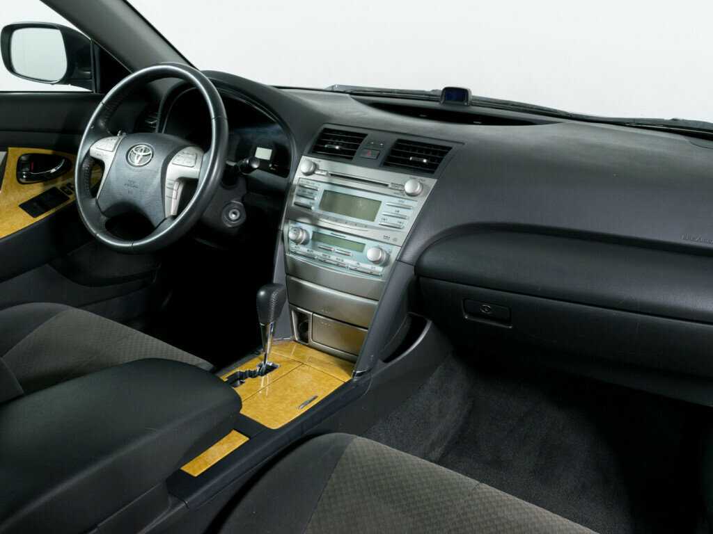 Купить Toyota Camry с пробегом. Фото: #6