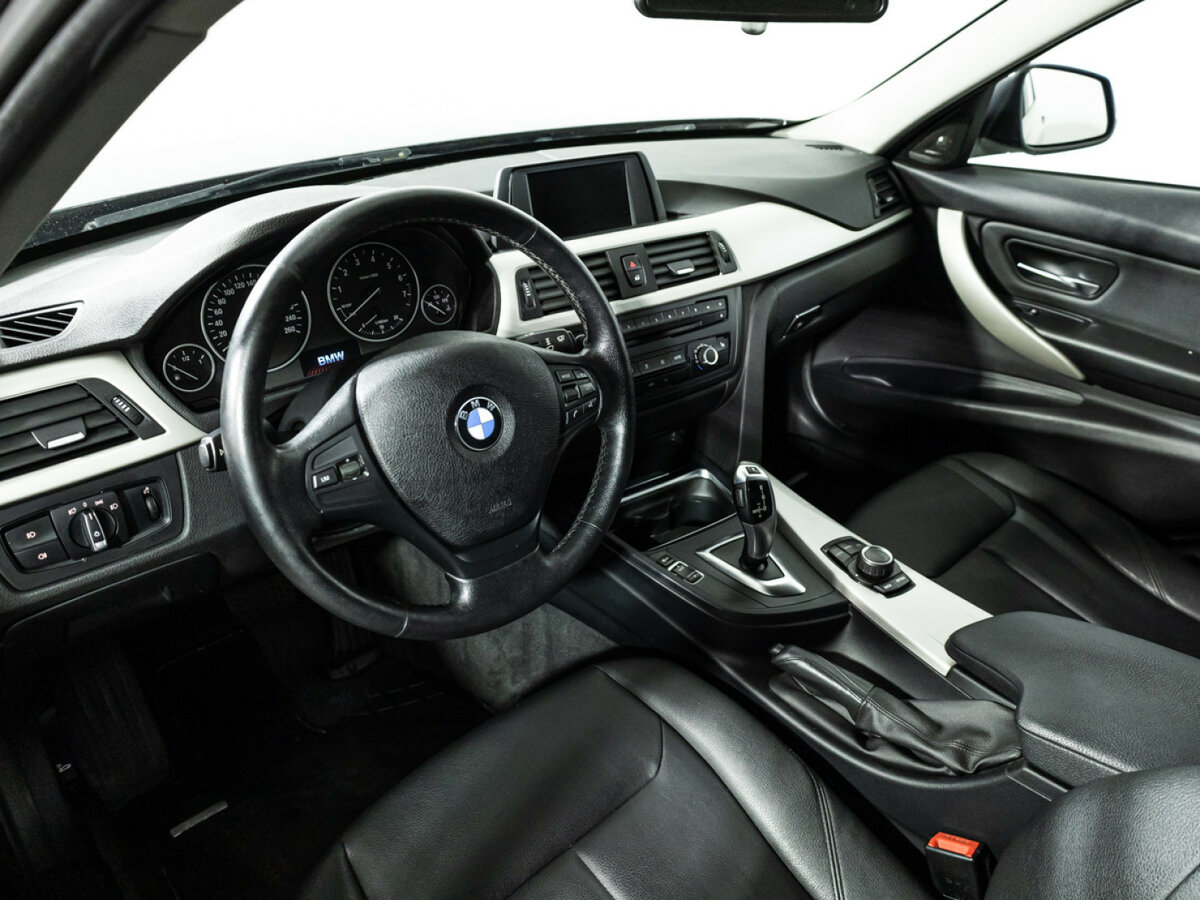 Купить BMW 3 серии с пробегом. Фото: #10