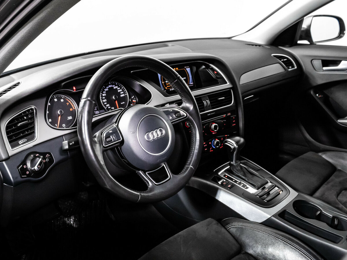Купить Audi A4 с пробегом. Фото: #10
