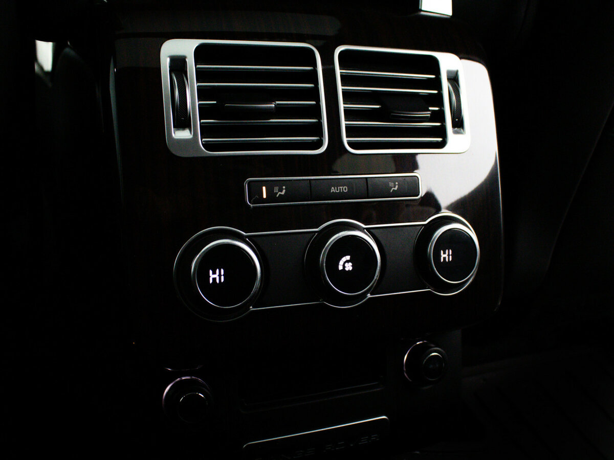 Купить Land Rover Range Rover с пробегом. Фото: #13