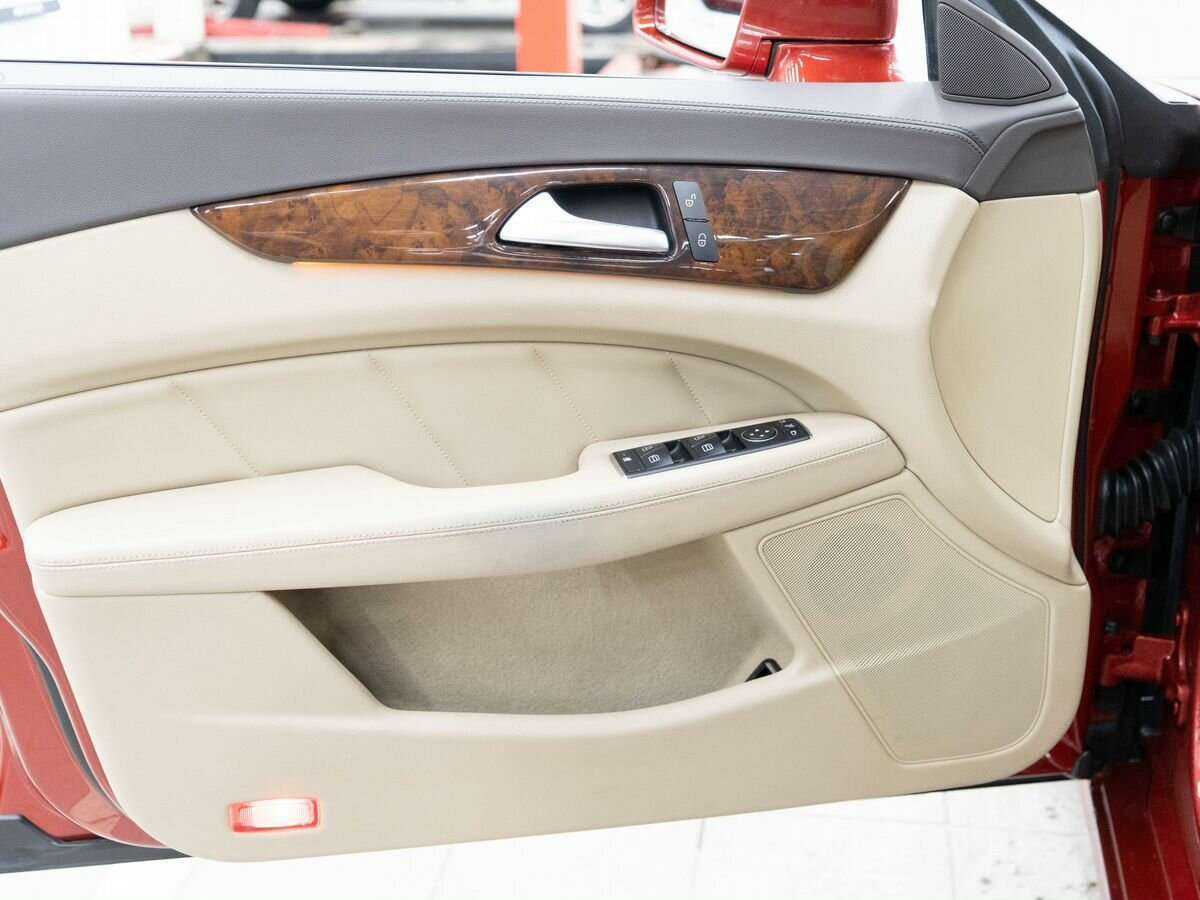 Купить Mercedes-Benz CLS с пробегом. Фото: #15