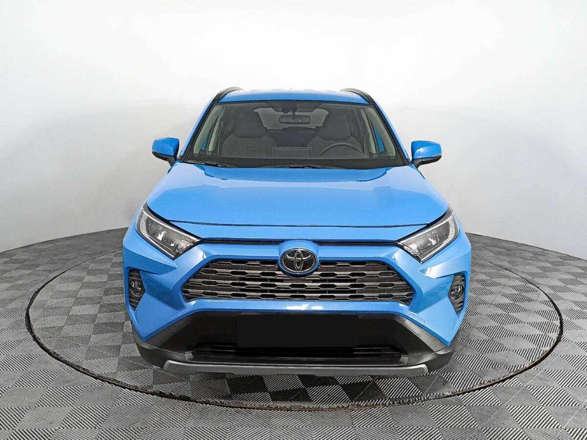 Купить Toyota RAV4 с пробегом. Фото: #1