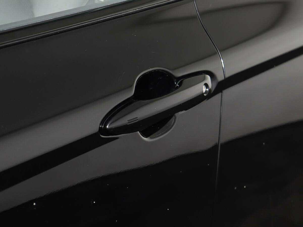 Купить Toyota Camry с пробегом. Фото: #19