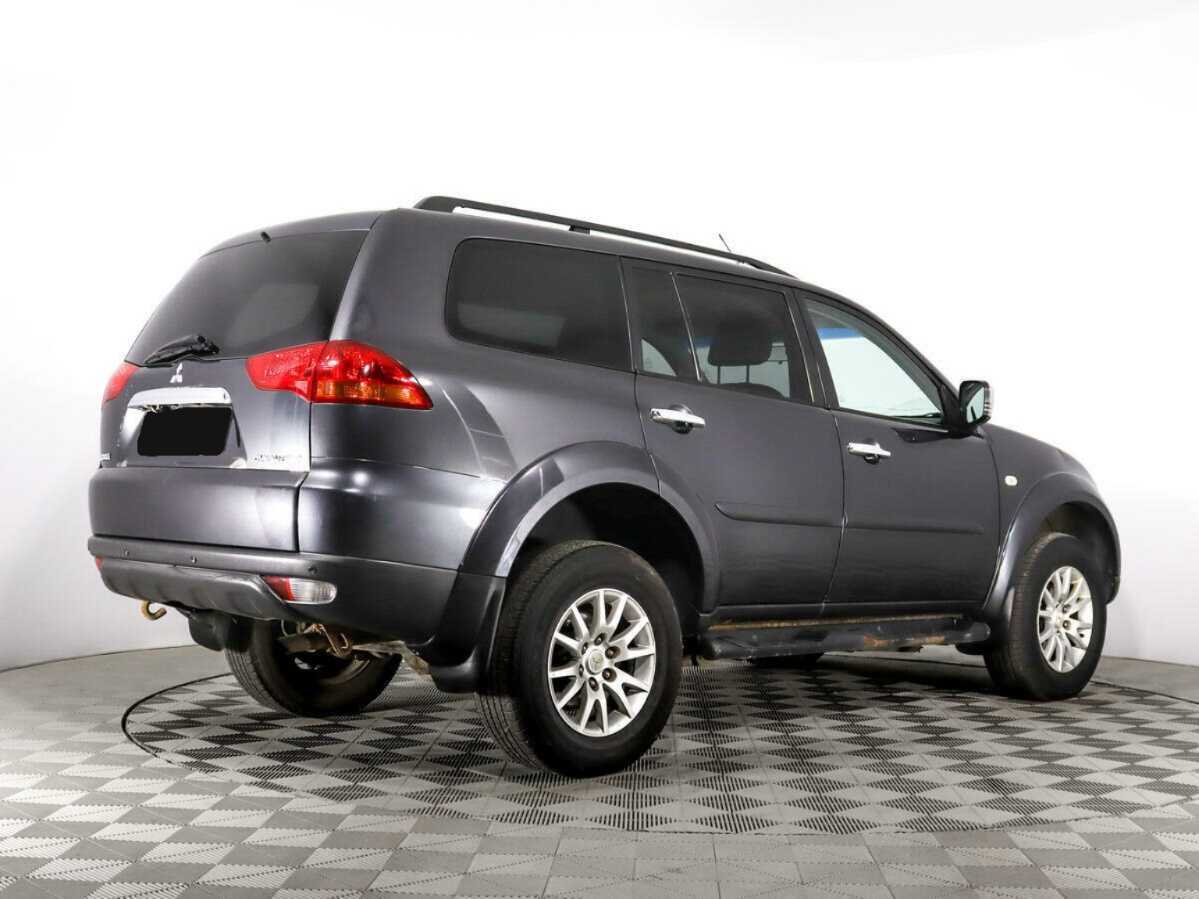 Купить Mitsubishi Pajero Sport с пробегом. Фото: #4