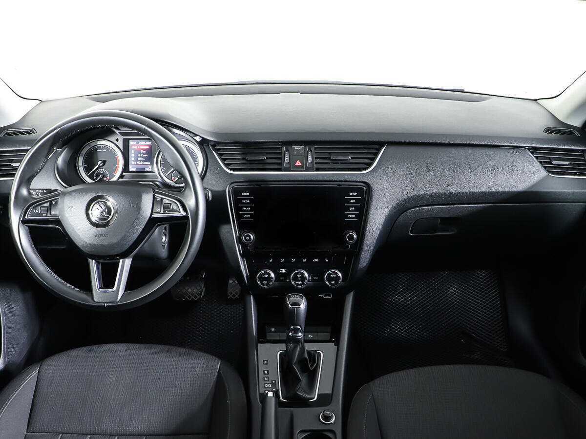 Купить Skoda Octavia с пробегом. Фото: #12