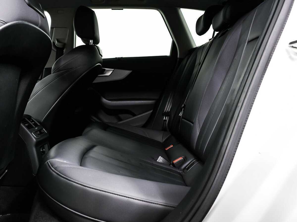 Купить Audi A4 с пробегом. Фото: #12