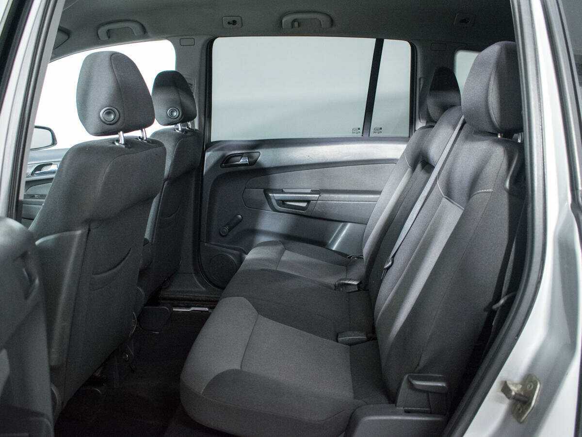 Купить Opel Zafira с пробегом. Фото: #9
