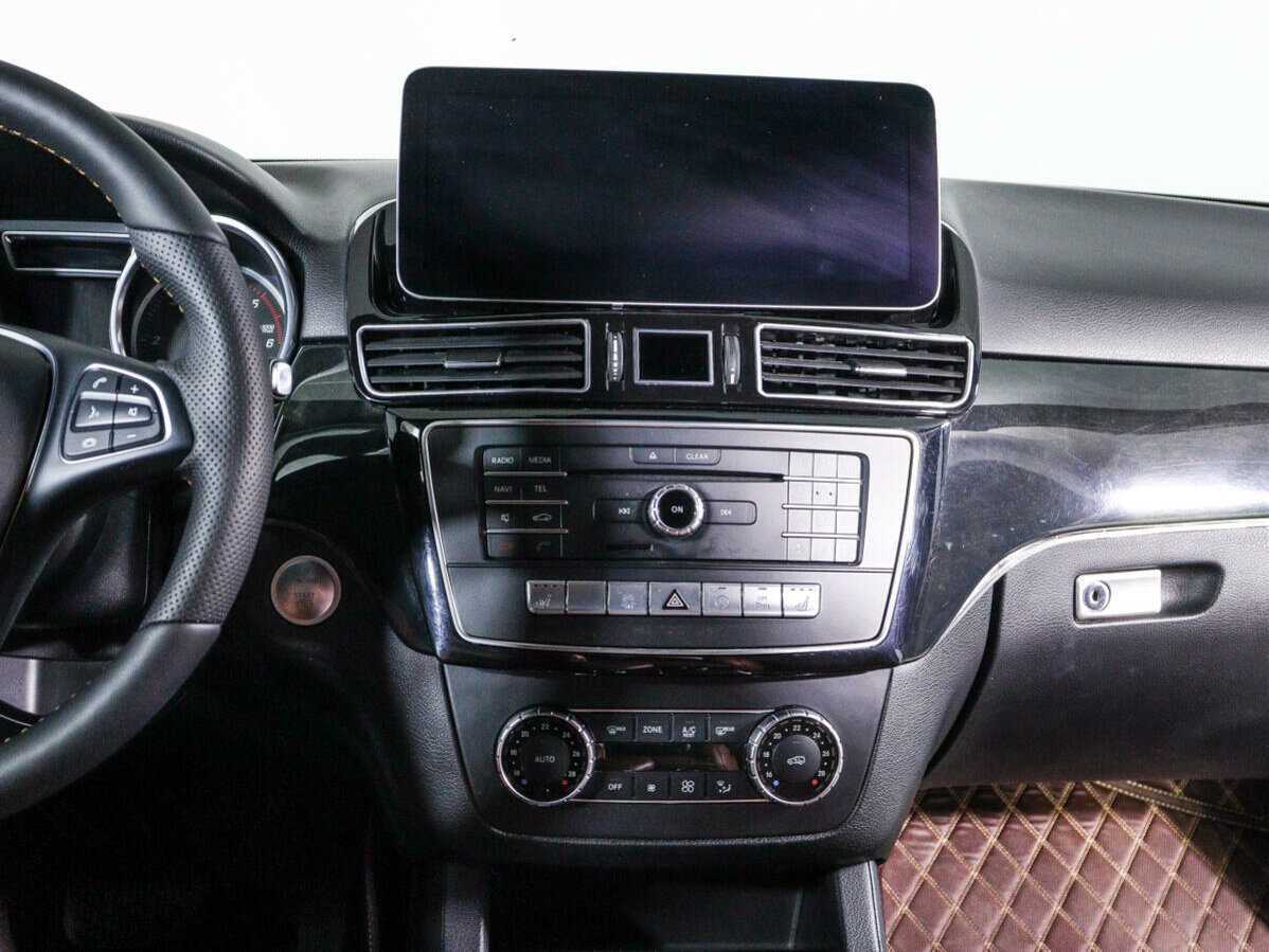 Купить Mercedes-Benz GLE с пробегом. Фото: #10