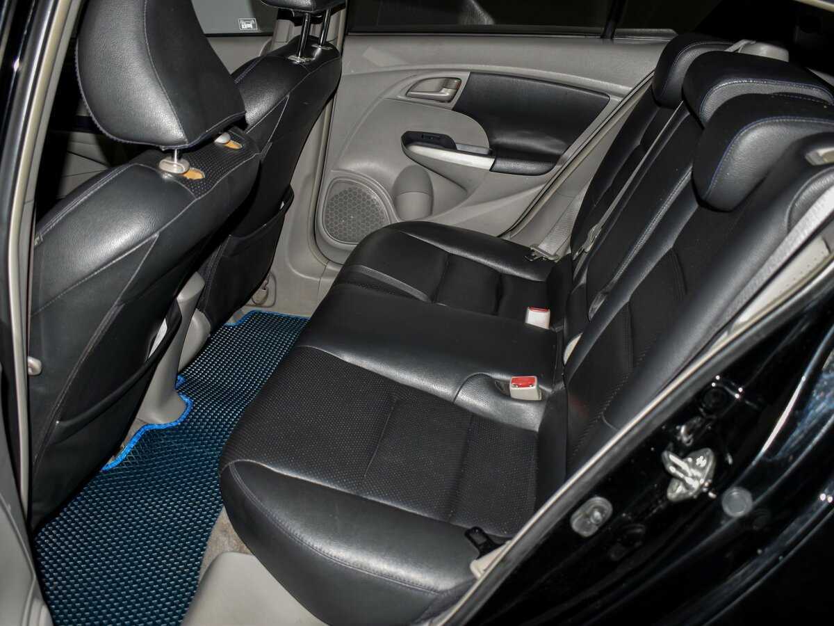 Купить Honda Insight с пробегом. Фото: #13