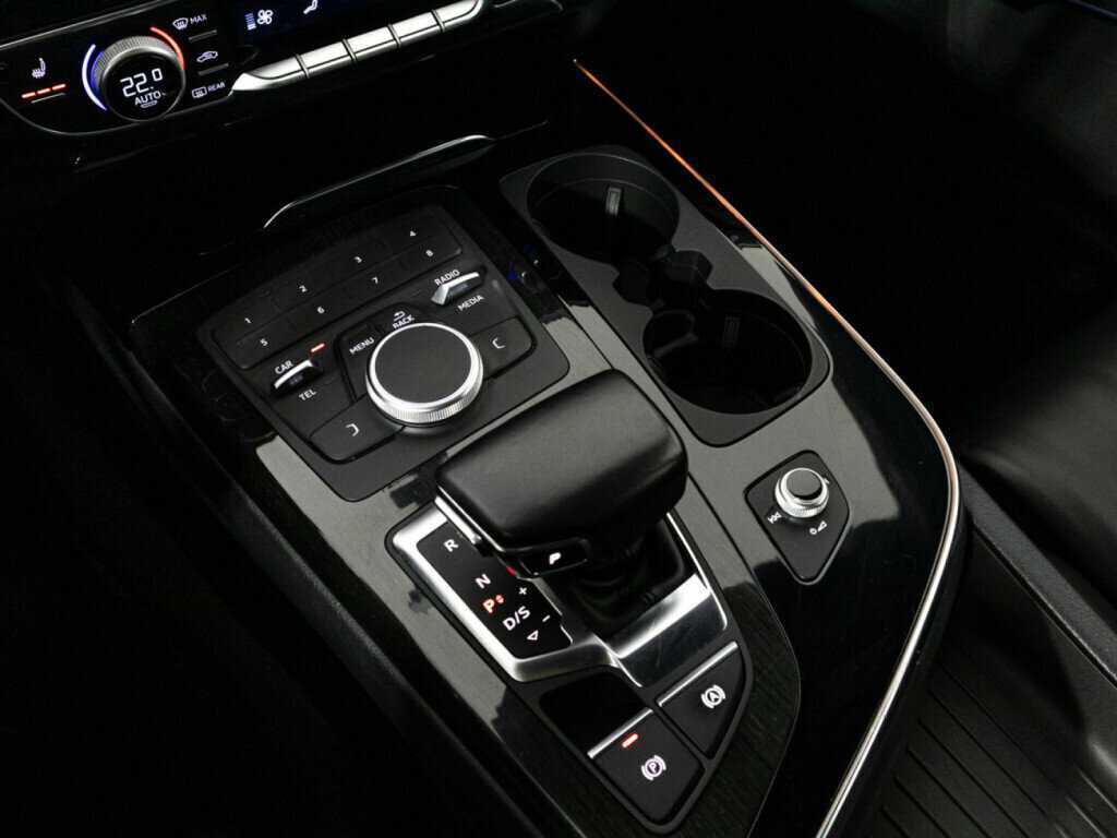 Купить Audi Q7 с пробегом. Фото: #18