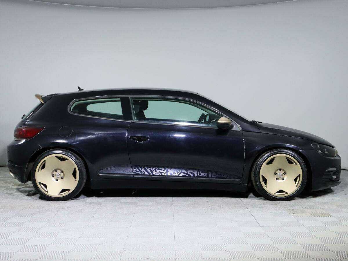 Купить Volkswagen Scirocco с пробегом. Фото: #3