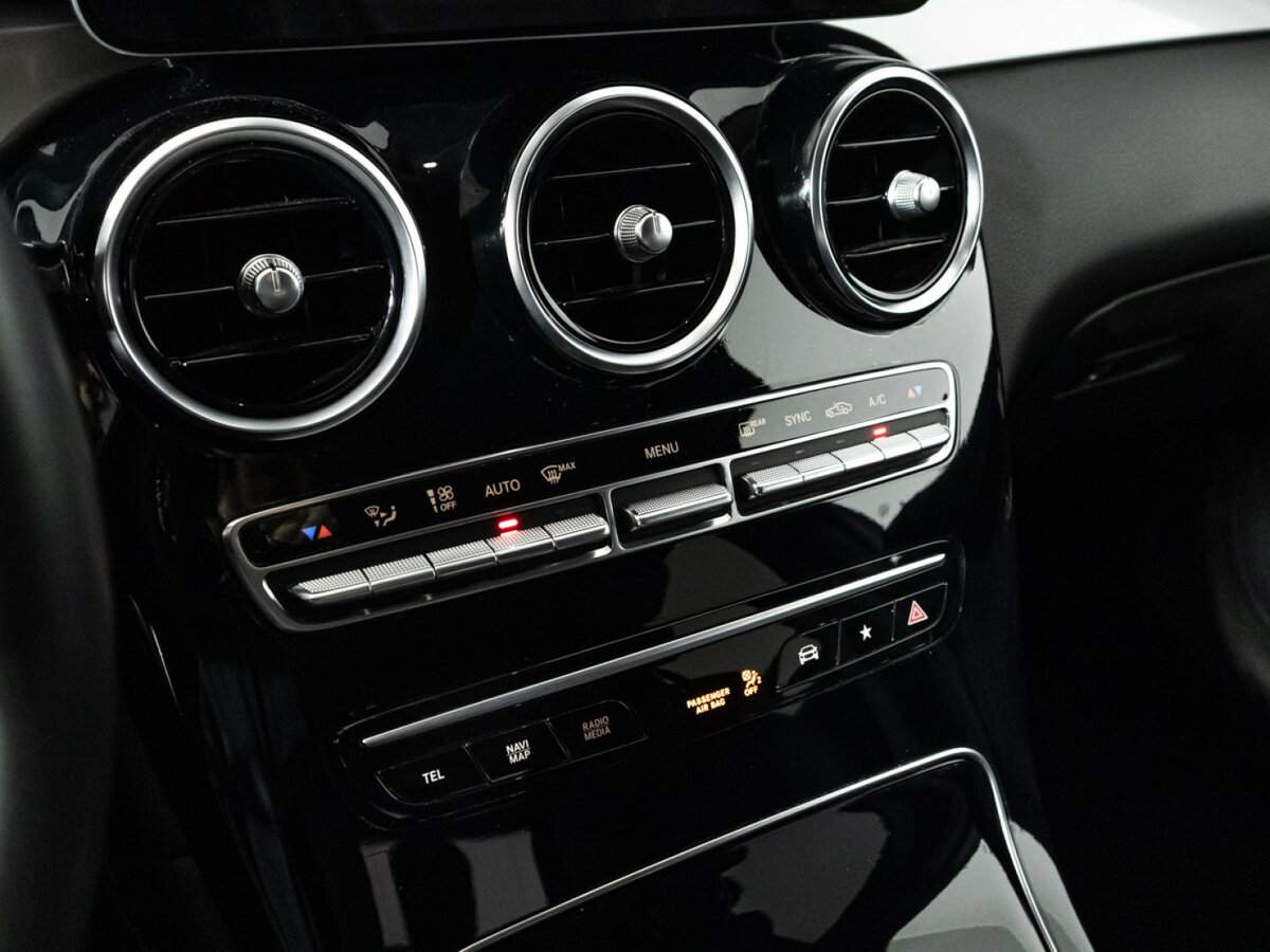 Купить Mercedes-Benz GLC с пробегом. Фото: #20