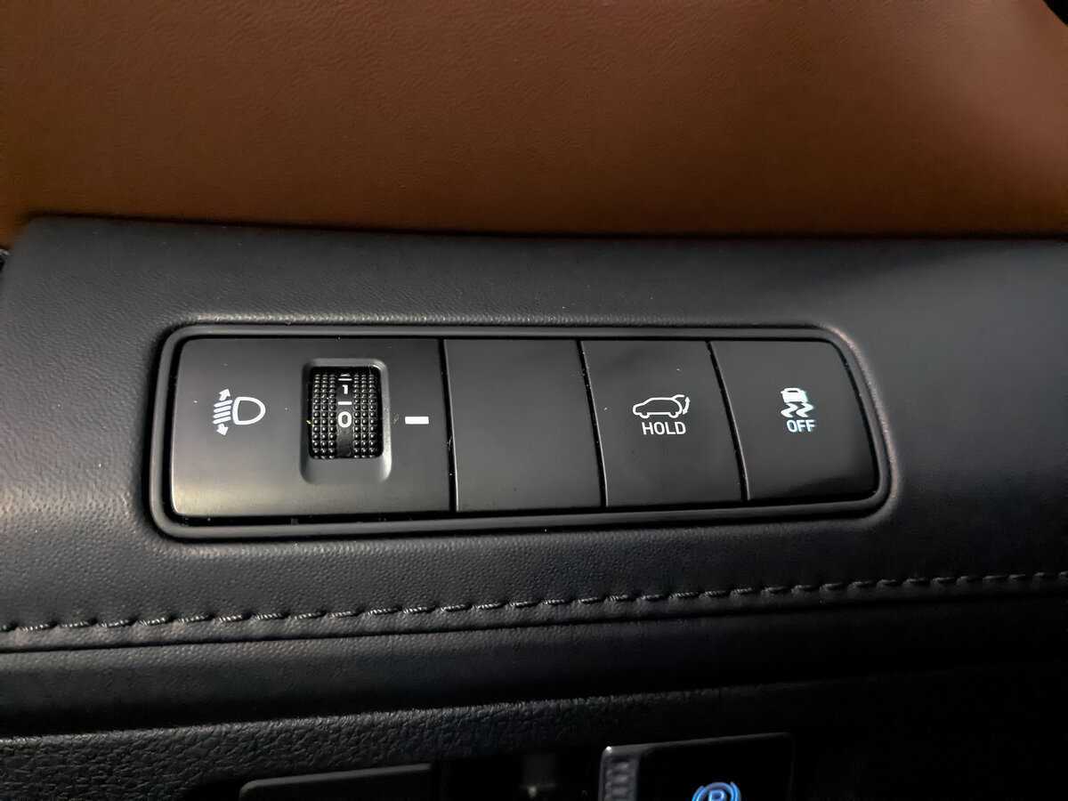 Купить Hyundai Santa Fe с пробегом. Фото: #24