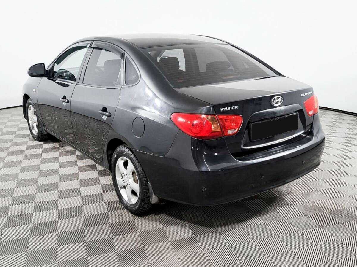 Купить Hyundai Elantra с пробегом. Фото: #6