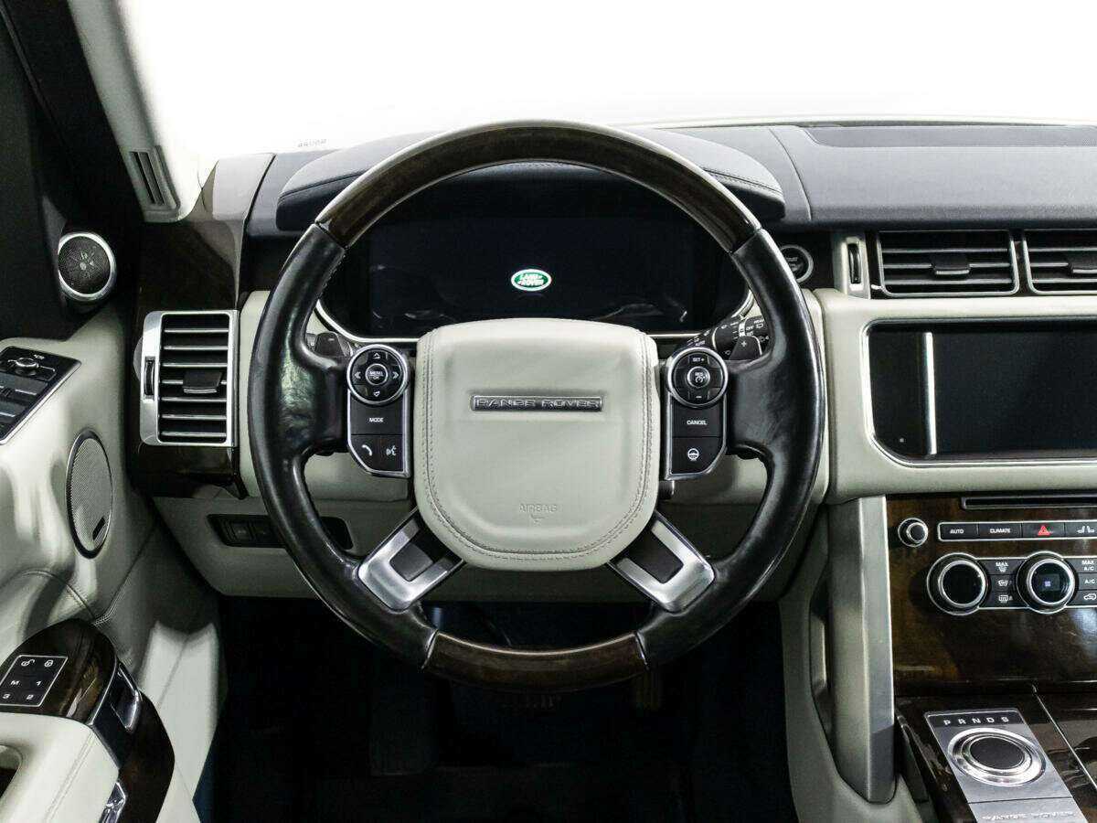 Купить Land Rover Range Rover с пробегом. Фото: #24