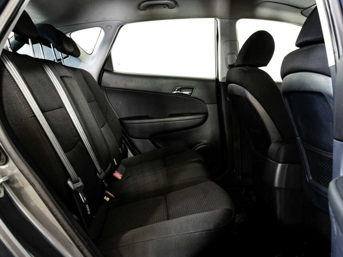 Купить Hyundai i30 с пробегом. Фото: #10